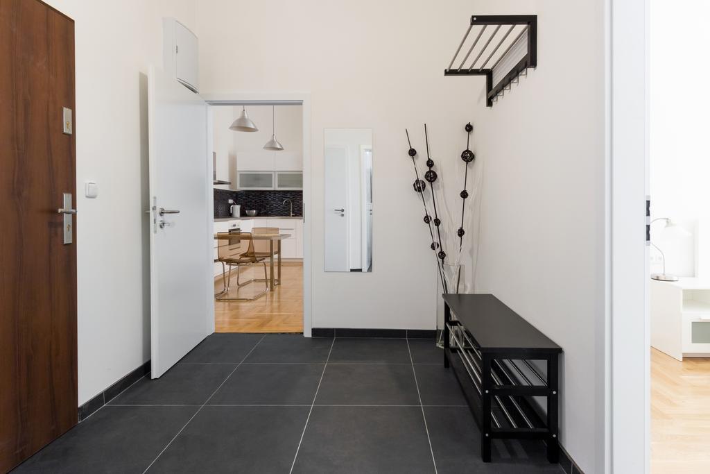 Apartment Jindrisska Praha Bagian luar foto